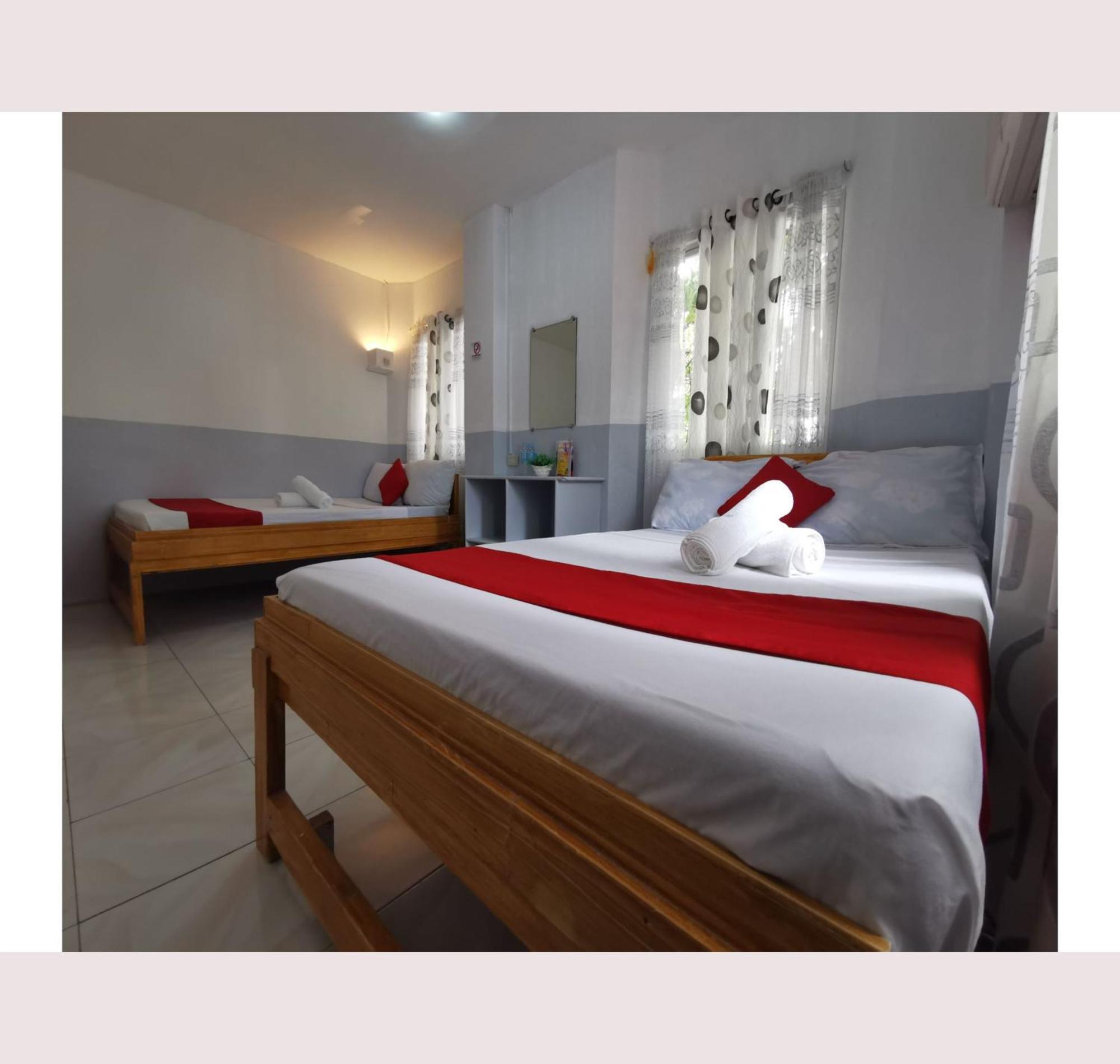 Hotel Oyo 449 Sunrise 888 à Oslob Extérieur photo